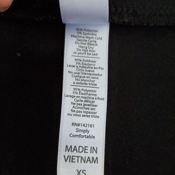 LuLaRoe Black Vneck High Low Tee - Picture 4 of 5